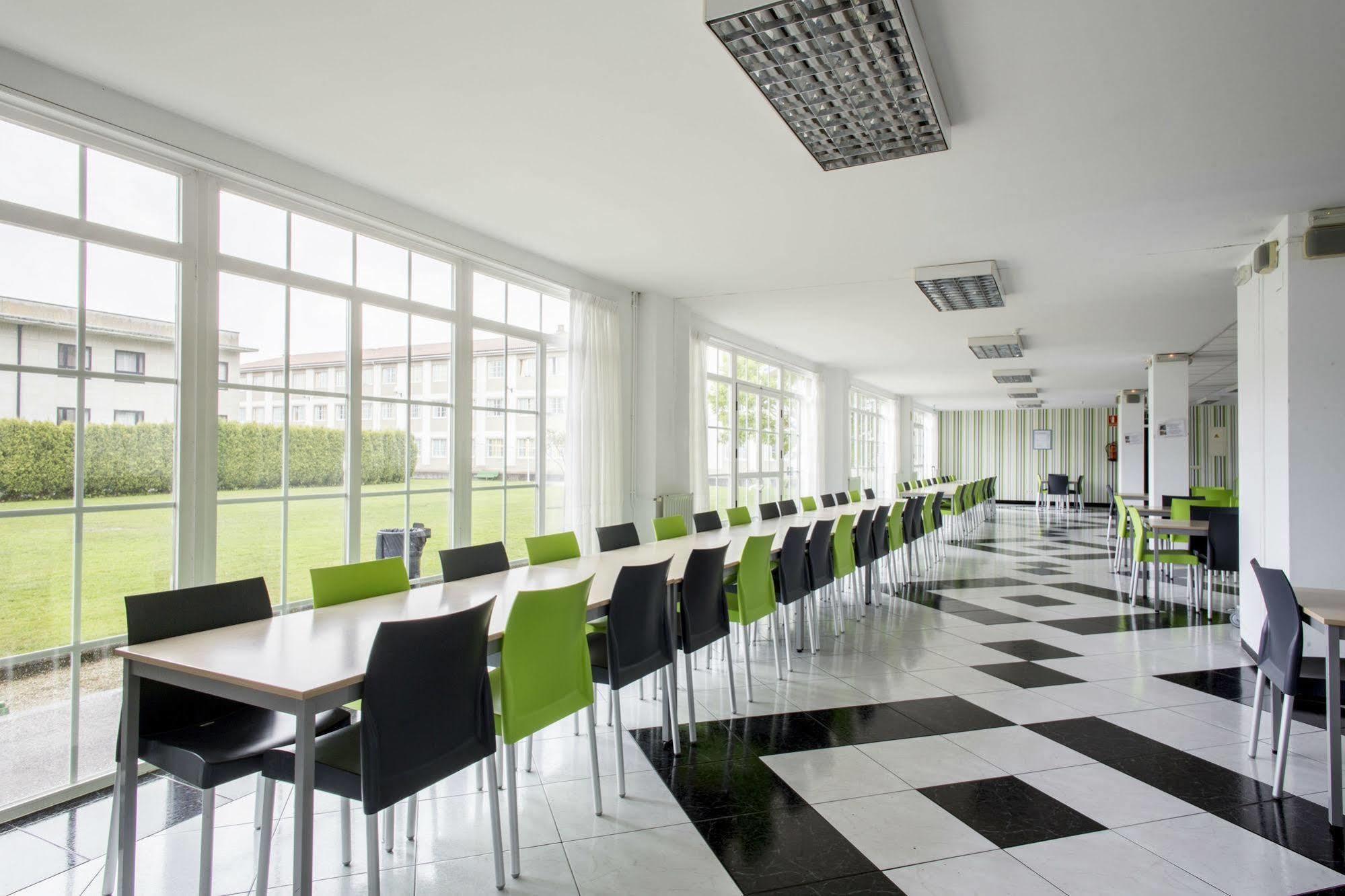 Residencia Universitaria Resa Siglo XXI Culleredo Zewnętrze zdjęcie